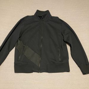 Apt9 Black zip up light weight jacket. Men’s XL